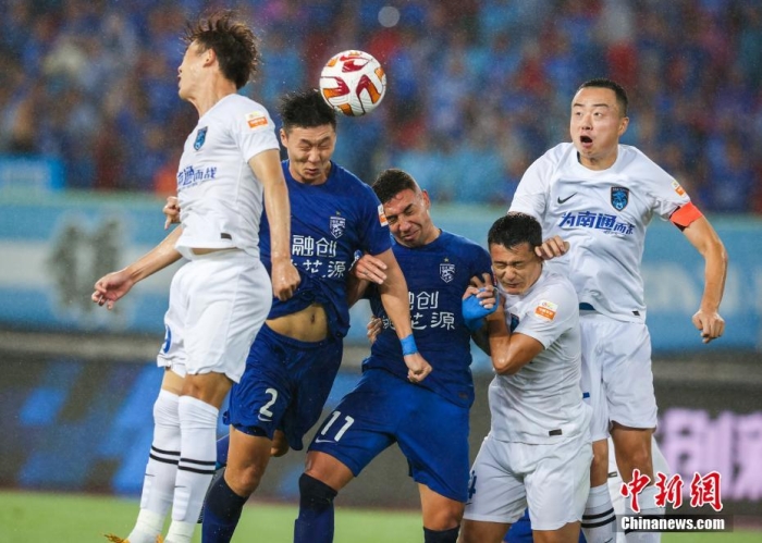 武汉三镇停投引退赛风波 中超俱乐部生存困境凸