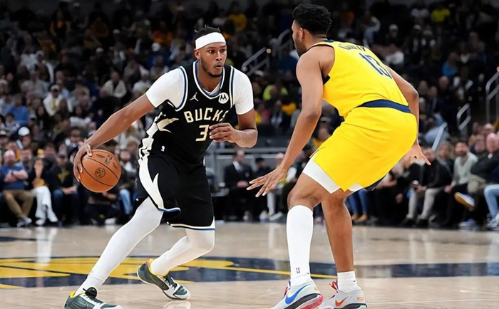 特纳在雄鹿队表现低迷拖累战绩 字母哥留队前景