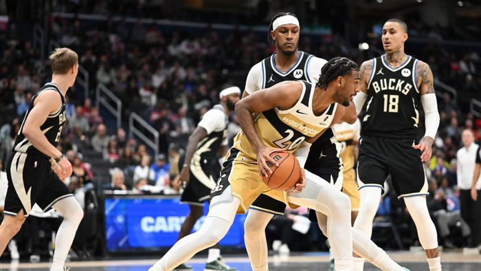 特纳在雄鹿队表现低迷拖累战绩 字母哥留队前景