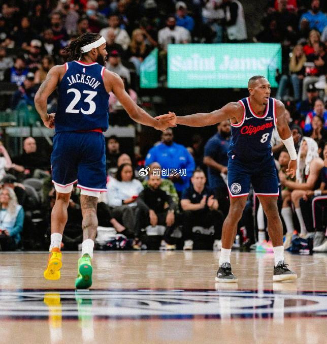 莱昂纳德率快船双杀猛龙 砍27分助球队锁定附加