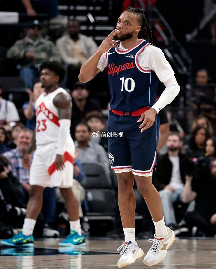 莱昂纳德率快船双杀猛龙 砍27分助球队锁定附加