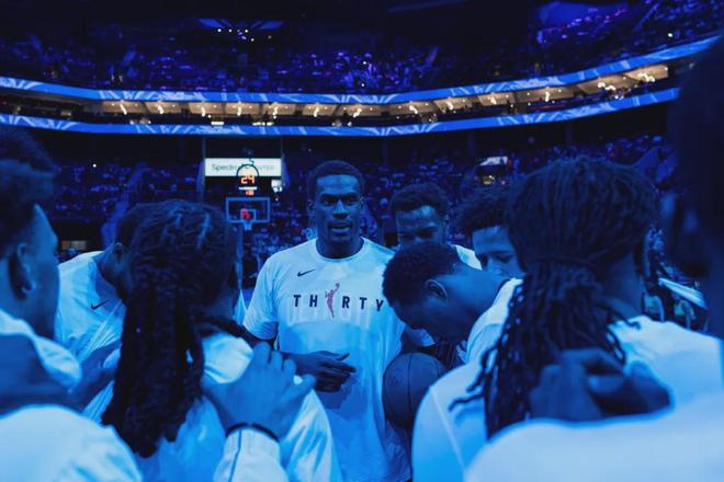 活塞队60胜创队史新高 坝上双核成崛起关键