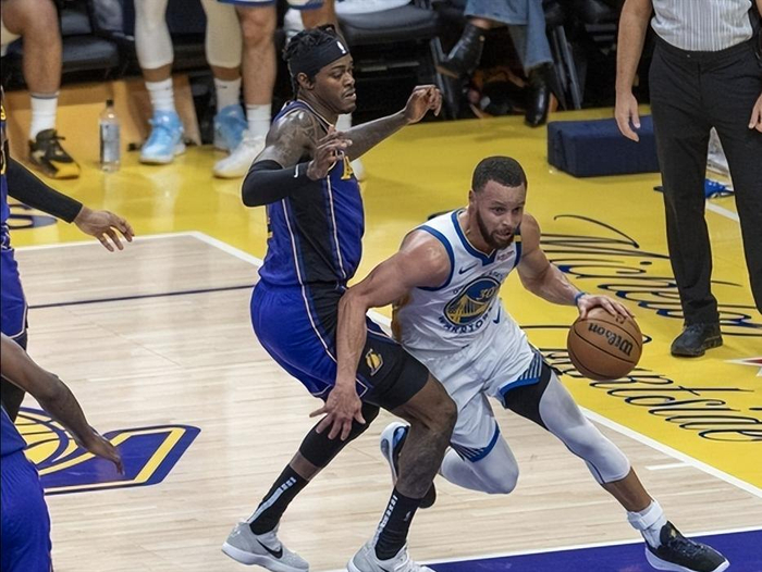 范德比尔特防守价值未被裁掉湖人队仍存期待